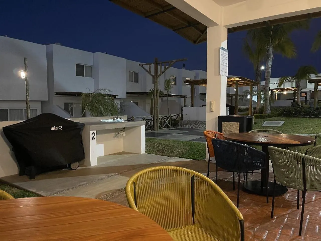 1537 Las Conchas Pause 0*, Mazatlán
